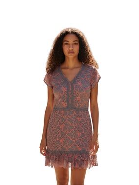 Latin Quarters Lace-Trim Dress in Coral and Gray Size M